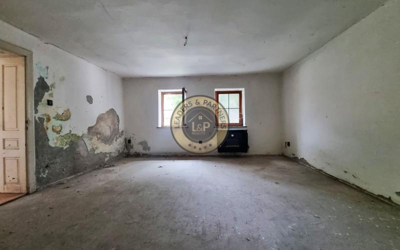 PREDAJ rodinný dom Ásvanyráró