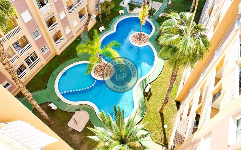 Moderný apartmán 3+kk Torrevieja, Španielsko