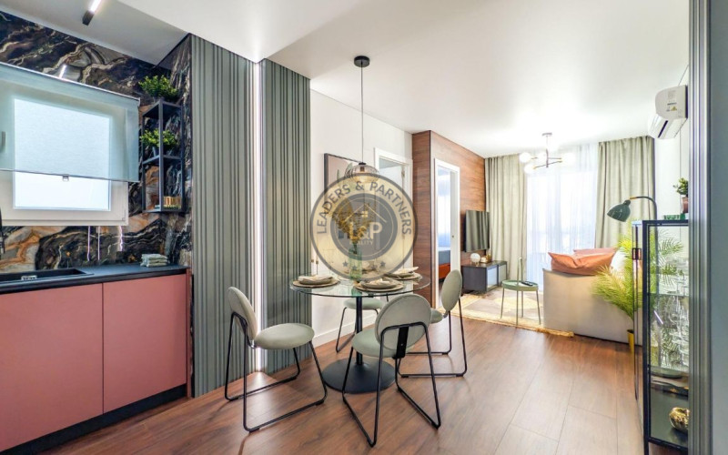 Moderný apartmán 3+kk Torrevieja, Španielsko