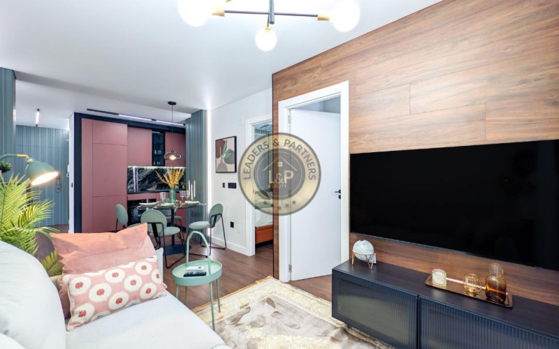 Moderný apartmán 3+kk Torrevieja, Španielsko