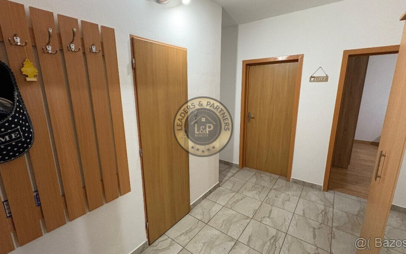 Veľký 2 izbový zariadený byt Bizetova