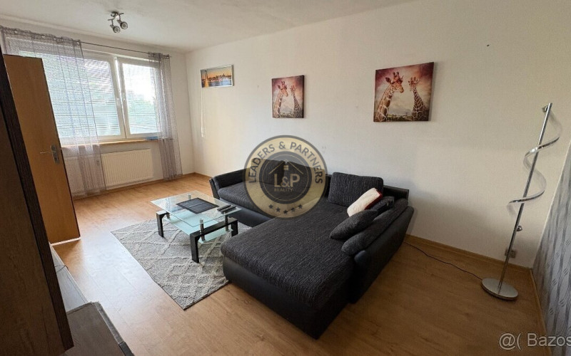 Veľký 2 izbový zariadený byt Bizetova