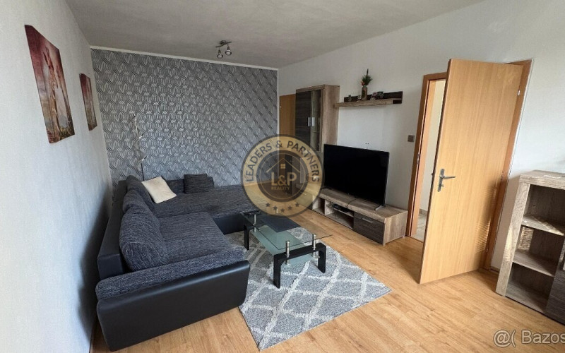 Veľký 2 izbový zariadený byt Bizetova