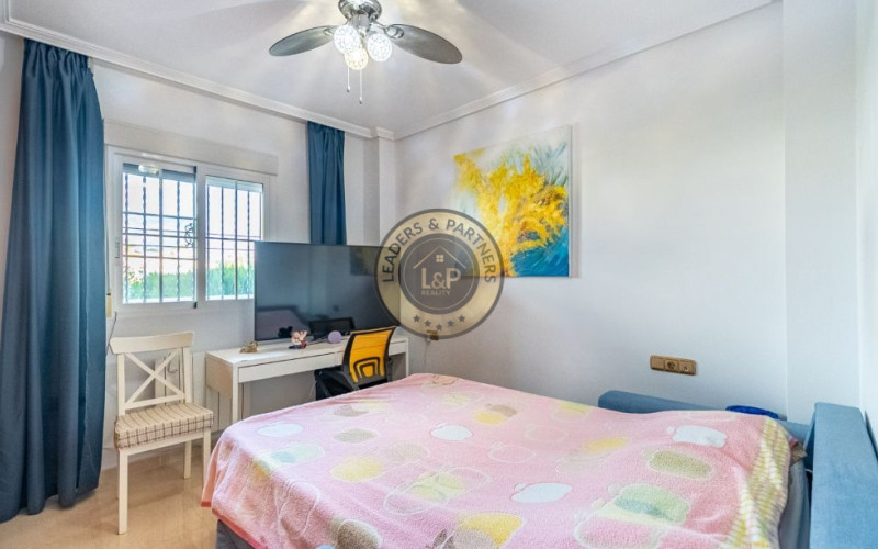 Apartmán 3+1 Orihuela Costa-Cabo Roig, Španielsko