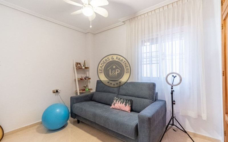 Apartmán 3+1 Orihuela Costa-Cabo Roig, Španielsko