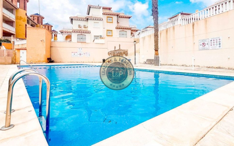 Apartmán 3+1 Orihuela Costa-Cabo Roig, Španielsko