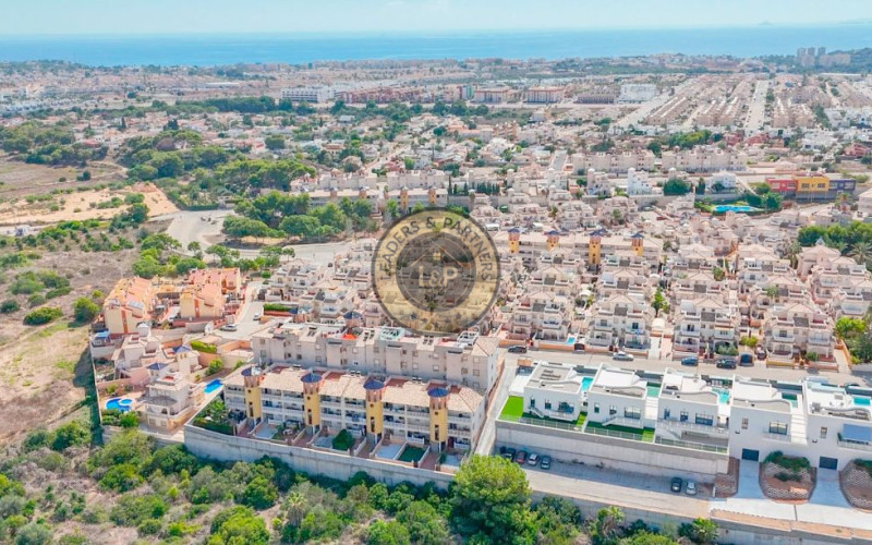 Apartmán 3+1 Orihuela Costa-Cabo Roig, Španielsko