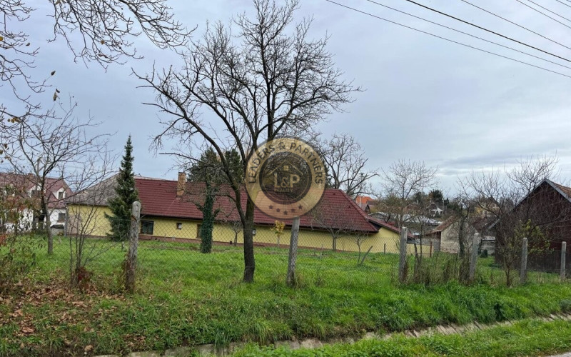 Na predaj pozemok vhodný na výstavbu RD v obci Cerová