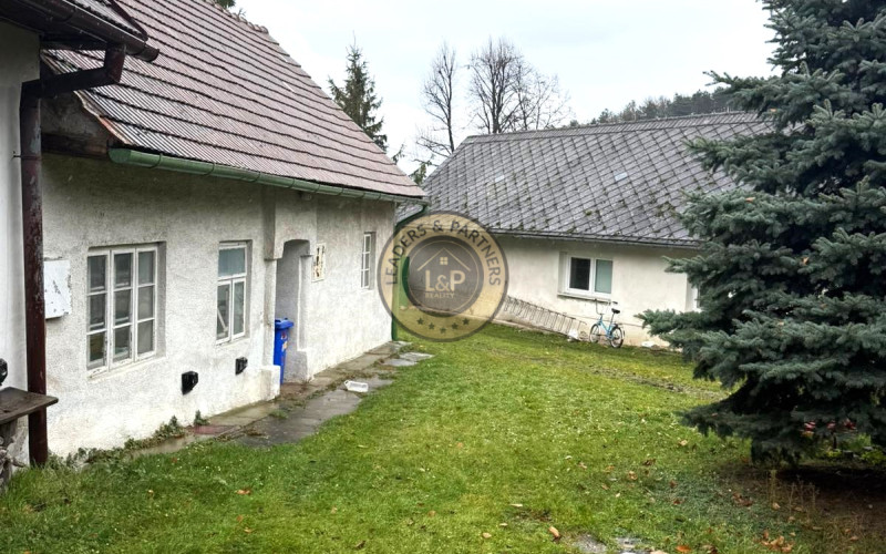 Na predaj starší rodinný dom v obci Plavecký Mikuláš