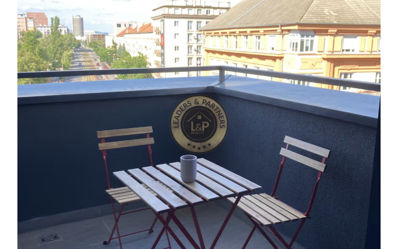 Slnečný 2-izbový byt na prenájom | MÝTNA, BA I