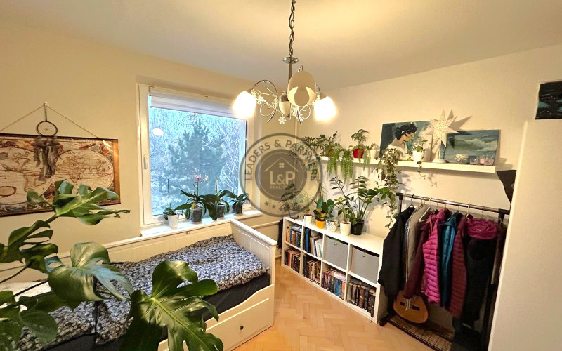 Na predaj 3-izbový zariadený byt na Čajkovského ulici