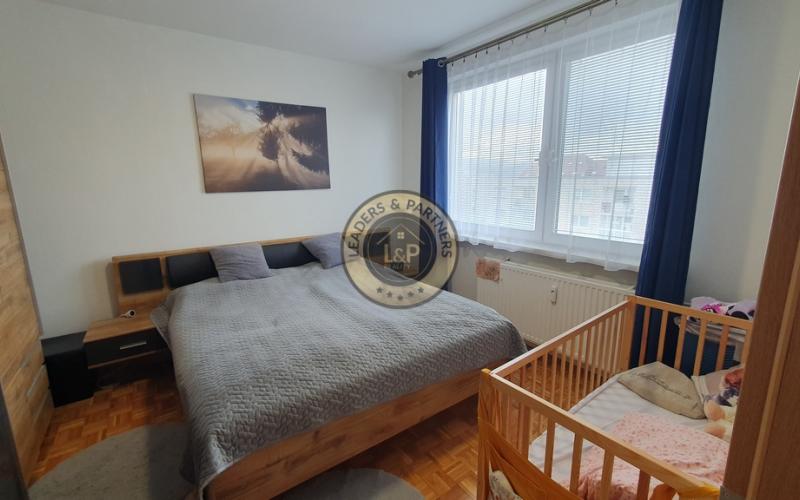 PREDAJ: 3 izb. byt 76 m2 + loggia Zimná ul.