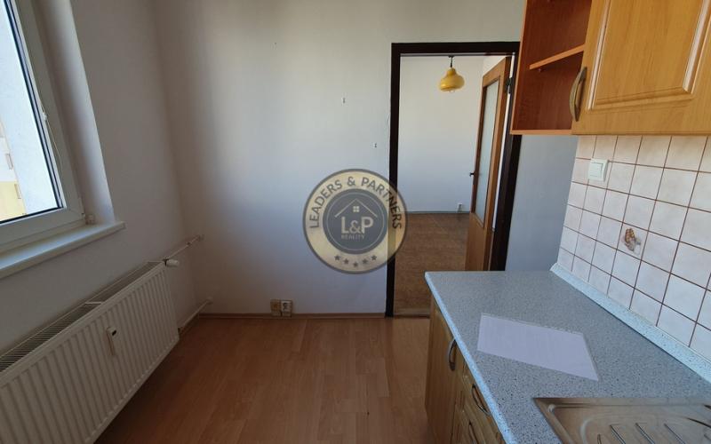 PREDAJ: 3 izb. byt 58 m2 + loggia Tajovského ul. Starý Juh