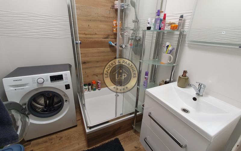 PREDAJ: 3 izb. byt 77 m2 s 2 balkónmi Slnečnica Novomeského