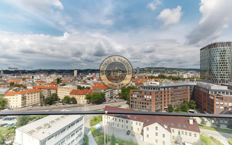 SKYPARK, Veža I, 3-izb. byt s výhľadom na hrad NA PRENÁJOM
