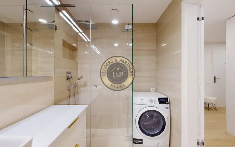 SKYPARK, Veža I, 3-izb. byt s výhľadom na hrad NA PRENÁJOM