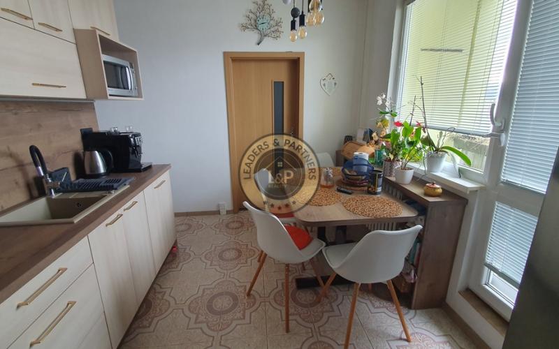 PREDAJ: 3 izb. byt 76 m2 + loggia Zimná ul.