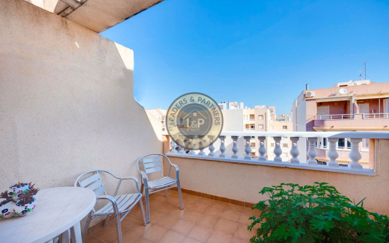 4-izbový penthouse Torrevieja-Playa Los Locos, Španielsko