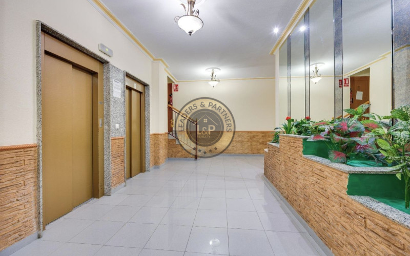 4-izbový penthouse Torrevieja-Playa Los Locos, Španielsko