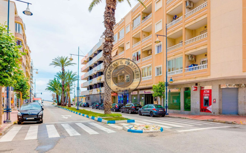 4-izbový penthouse Torrevieja-Playa Los Locos, Španielsko