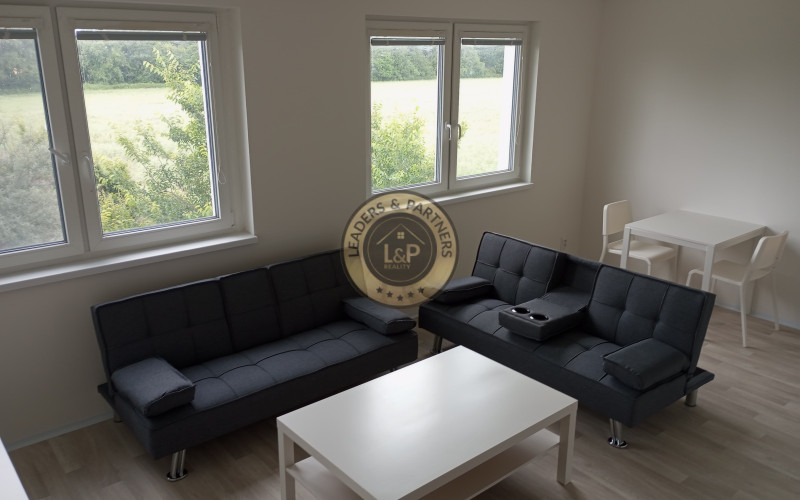 Na prenájom 2- izbový byt v obci Špačince