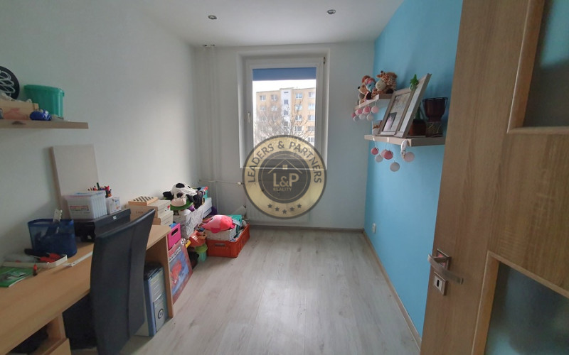 PREDAJ: 4 izb. byt 76 m2 + loggia kompletná rekonštrukcia