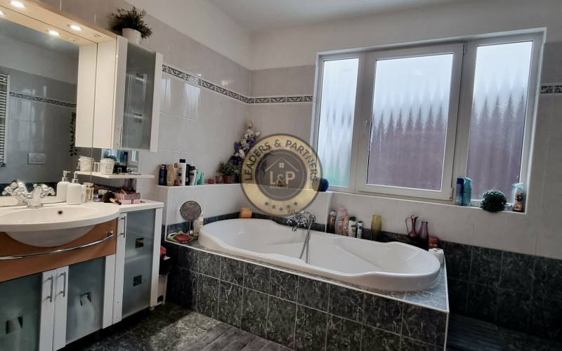 PREDAJ rodinný dom Halászi