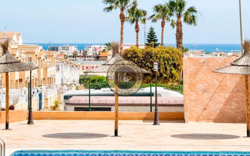 Apartmán 3+1 Torrevieja-Punta Prima, Španielsko