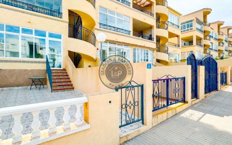 Apartmán 3+1 Torrevieja-Punta Prima, Španielsko