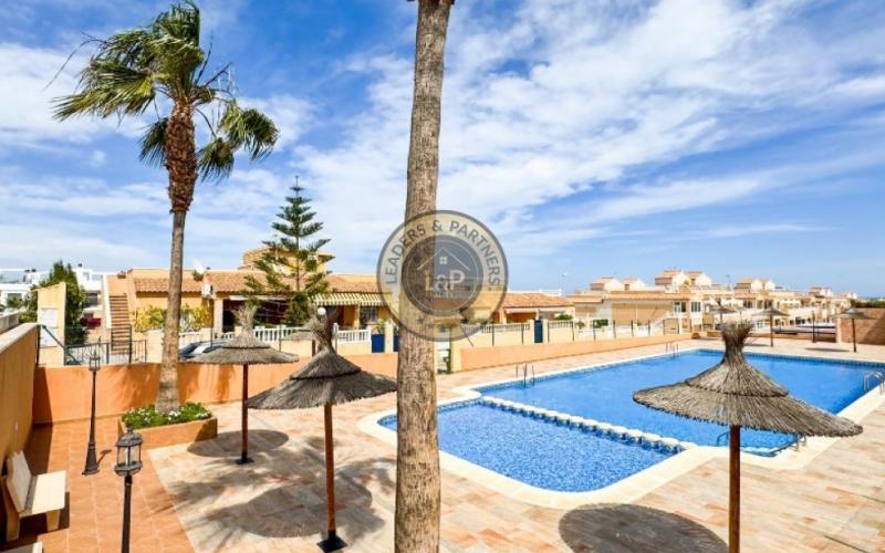 Apartmán 3+1 Torrevieja-Punta Prima, Španielsko