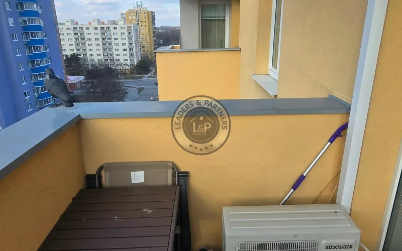 Moderný 3-izb. byt v Dúbravke, PREDAJ