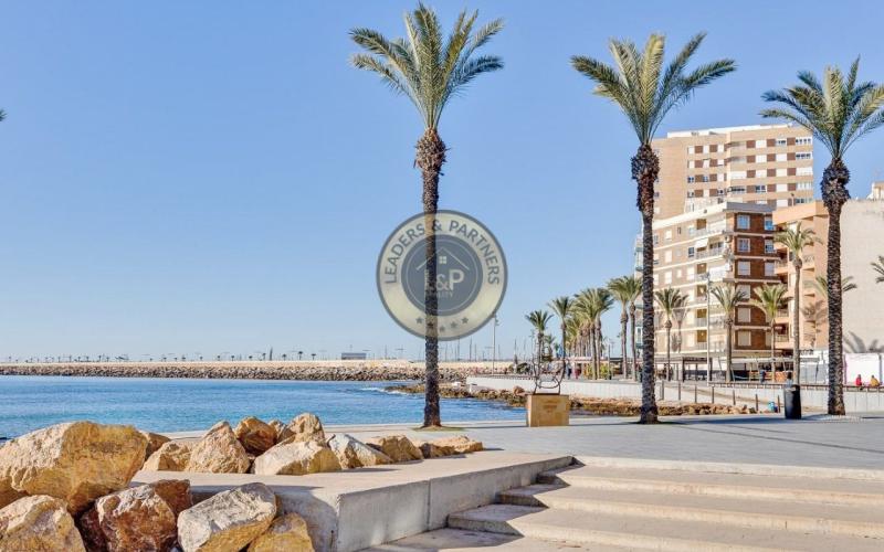 Apartmán 3+1 Torrevieja-Los Locos, Španielsko