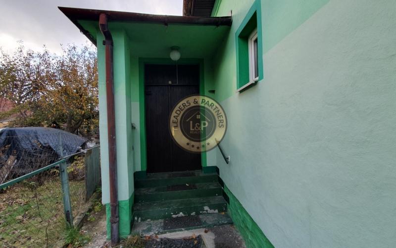 PREDAJ: rodinný dom s garážou Poprad Veľká s pozemkom 815 m2