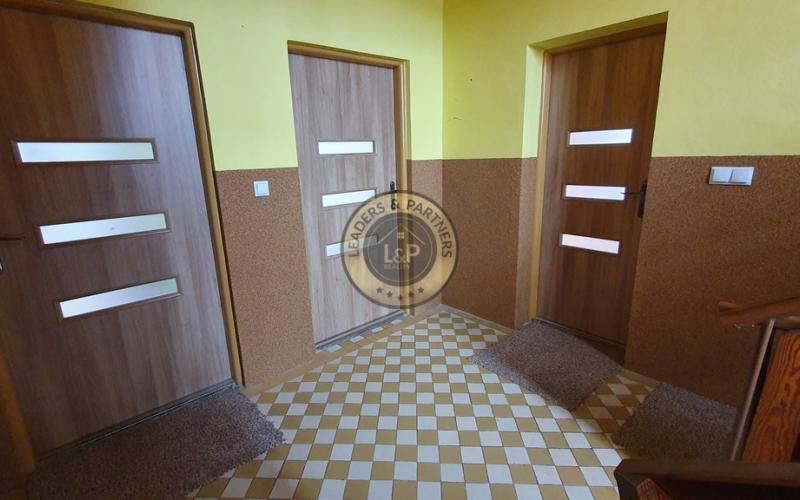 PREDAJ: veľký 2 poschodový rodinný dom Šuňava s výhľadom na Vysoké Tatry