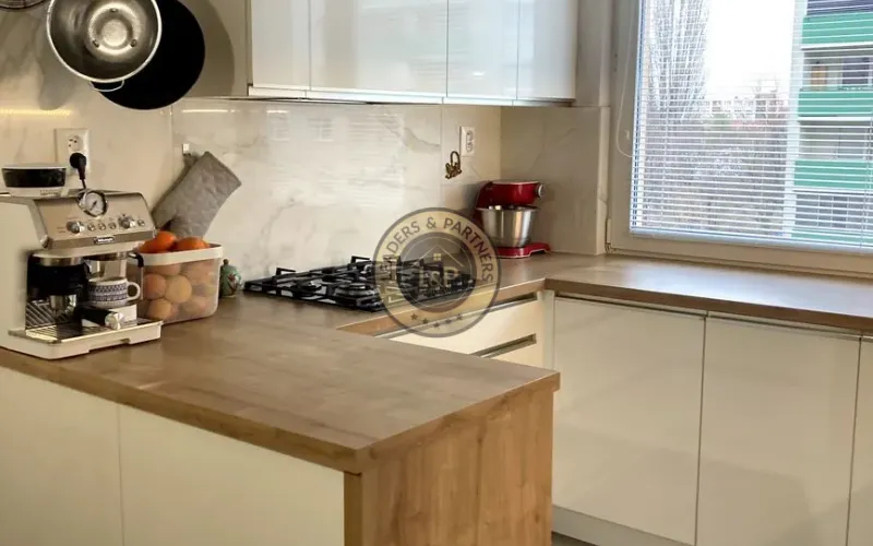 Na predaj 3iz. byt s loggiou v Trnave na Zelenečskej ulici