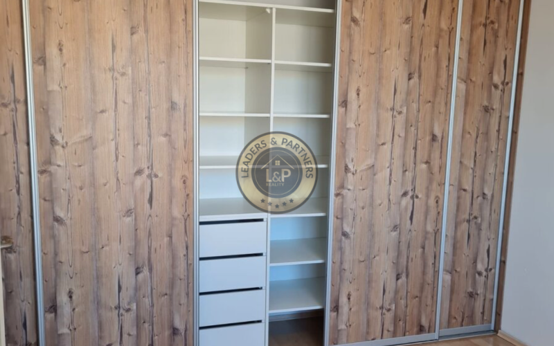 L&P | Prenájom priestranného 2-izbového bytu s lodžiou