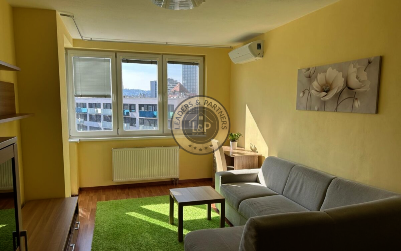 L&P | Prenájom 2-izbového bytu s balkónom