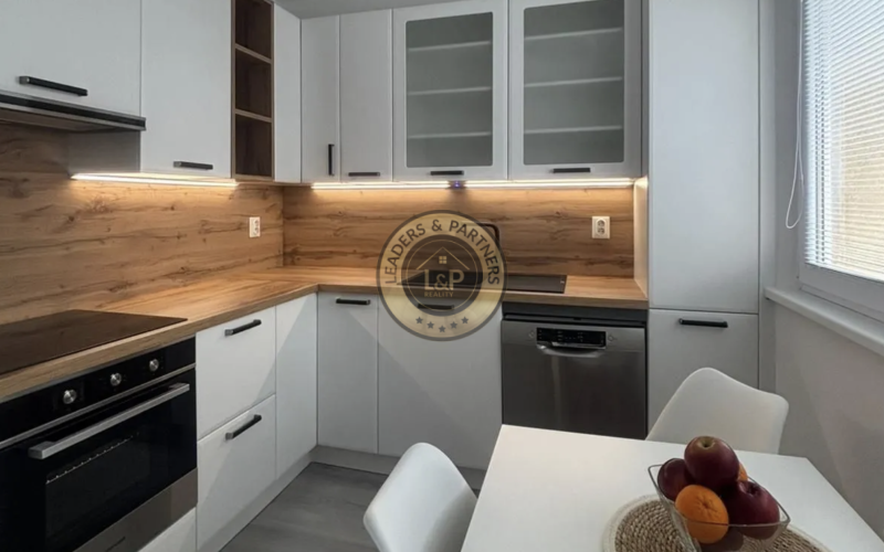 Kompletne zrekonštruovaný 3-izb. byt na predaj, BILIKOVA, BA IV