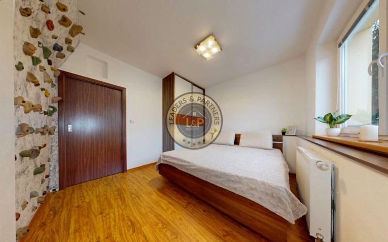 L&P | Prenájom 2-izbového bytu s predzáhradkou