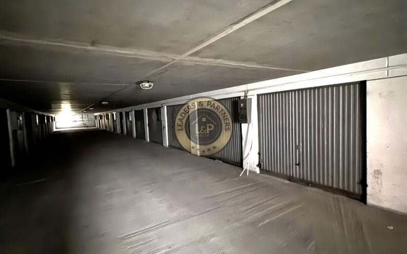 Na predaj garáž v parkovacom dome v Trnave na Družbe