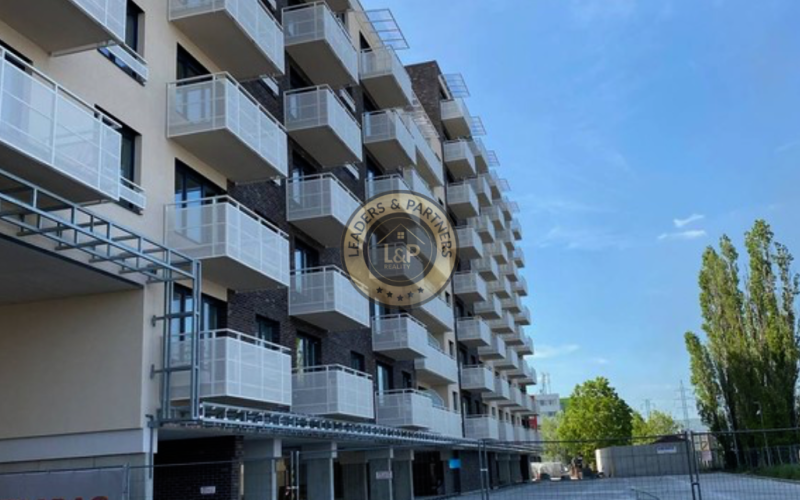 L&P | Prenájom 2-izbového bytu s parkovaním – Galvaniho