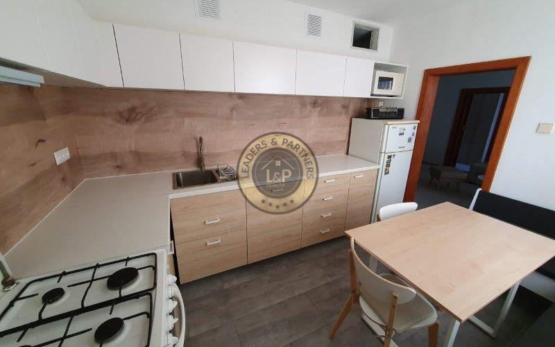 Prenájom 3iz bytu na Parovciach