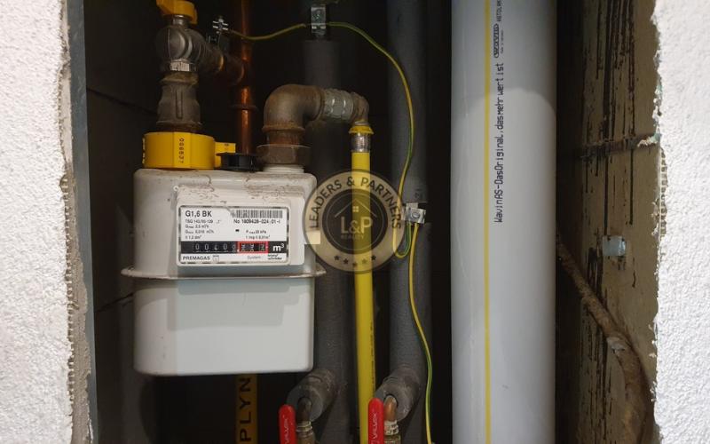 PREDAJ: 4 izb. byt 76 m2 + loggia kompletná rekonštrukcia