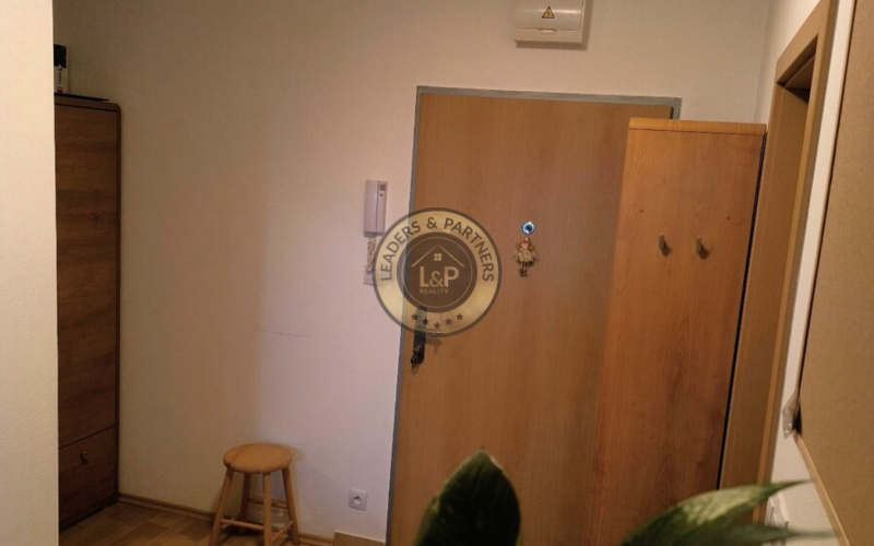 L&P | Prenájom priestranného 2-izbového bytu s garážou