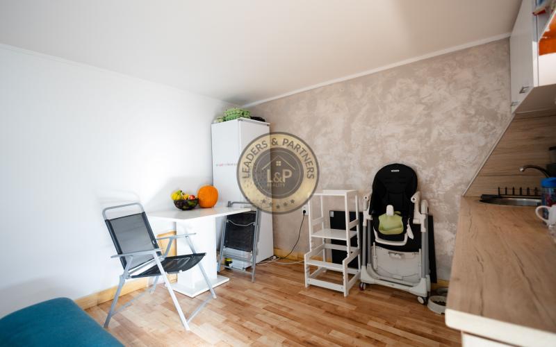 2 trojizbové domy na prenájom v Senci-vhodne aj pre firmu