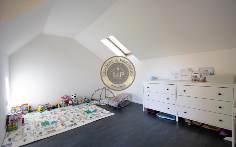 2 trojizbové domy na prenájom v Senci-vhodne aj pre firmu