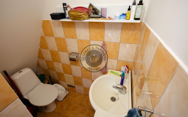 2 trojizbové domy na prenájom v Senci-vhodne aj pre firmu