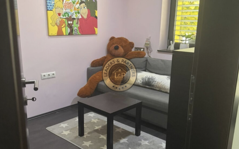 NA PREDAJ, 5-izb. rodinná vila iba 15 minút od centra BA