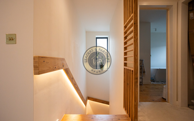 Dvojpodlažný RD-Poľov, kompletná rekonštrukcia, pozemok 586m2