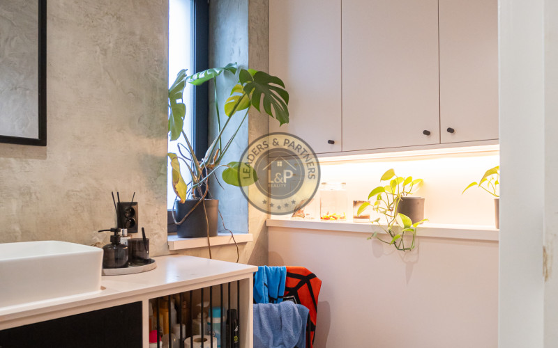 Dvojpodlažný RD-Poľov, kompletná rekonštrukcia, pozemok 586m2